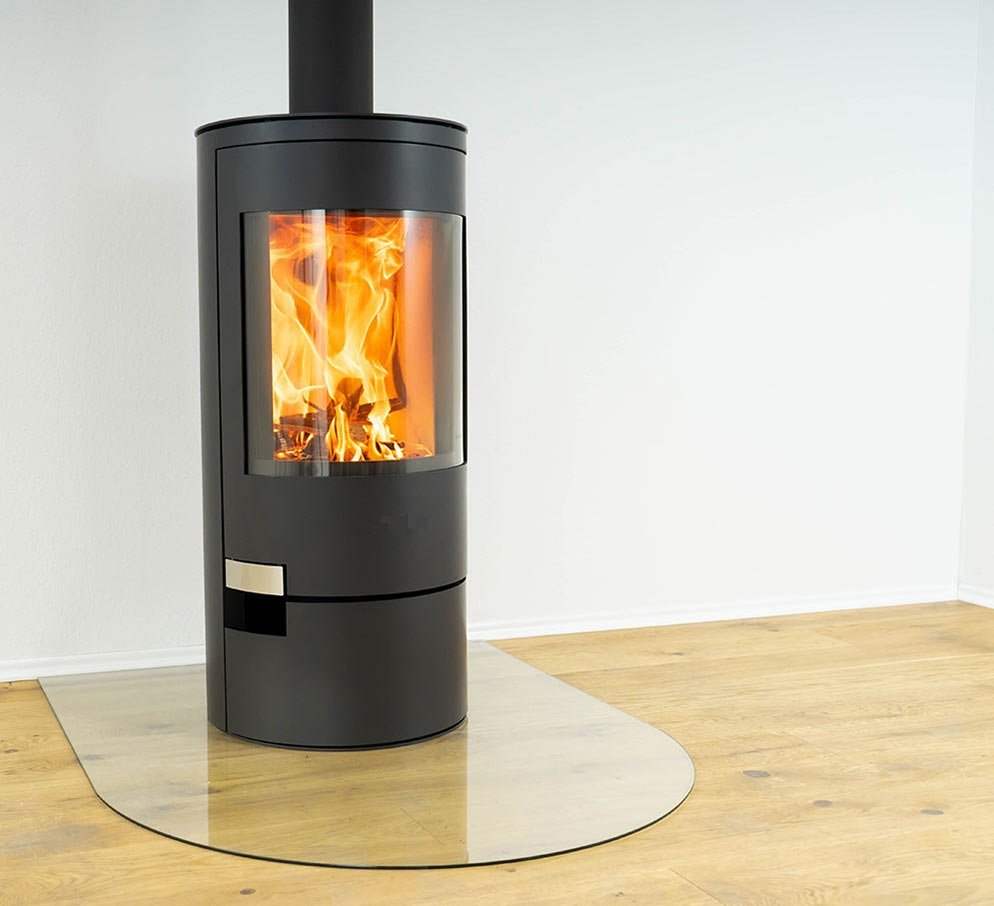 Kaminofen-Juhnberg-Ludwig-6kW-1.jpg